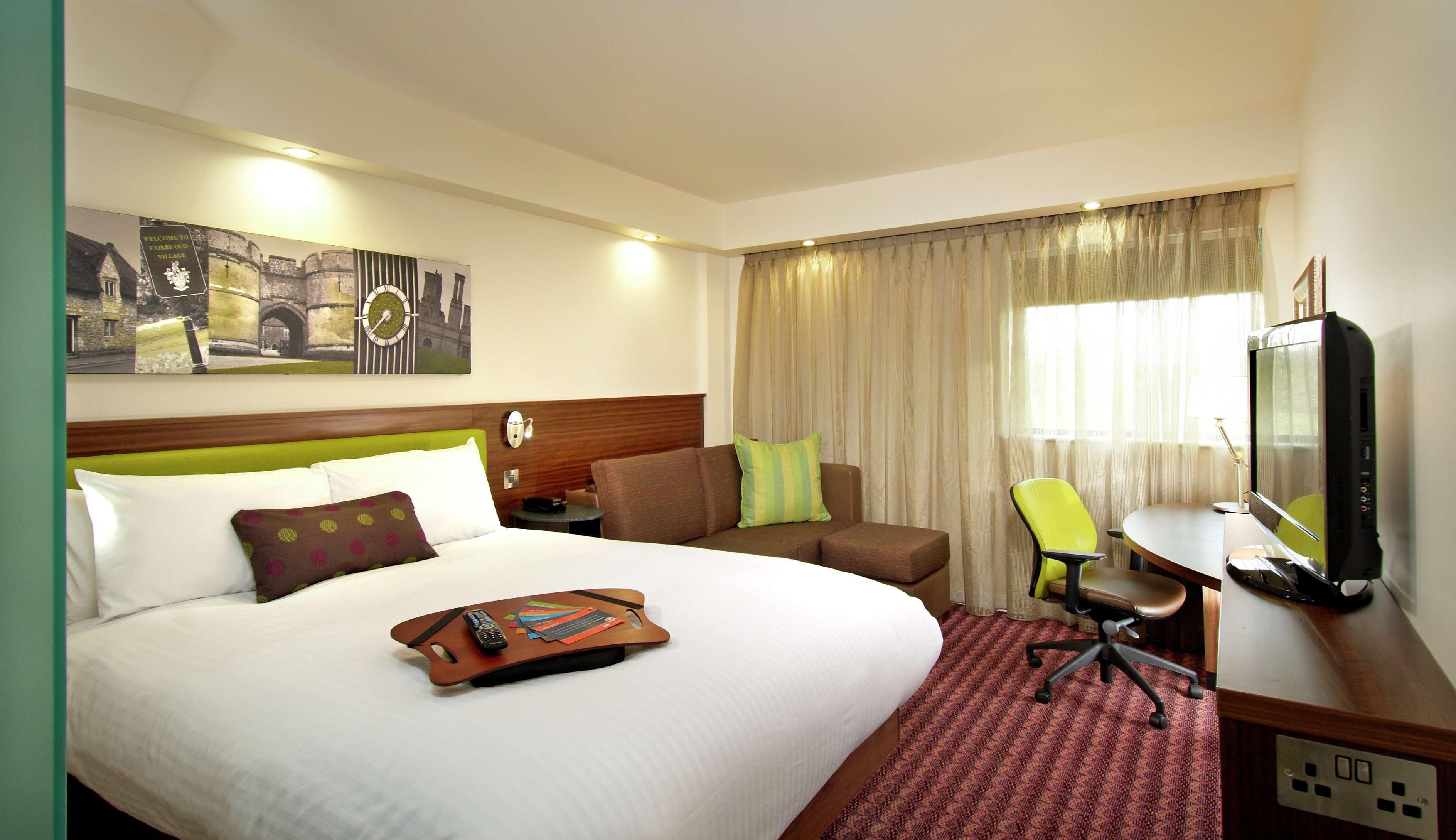 Hampton By Hilton Corby Hotel Kamer foto