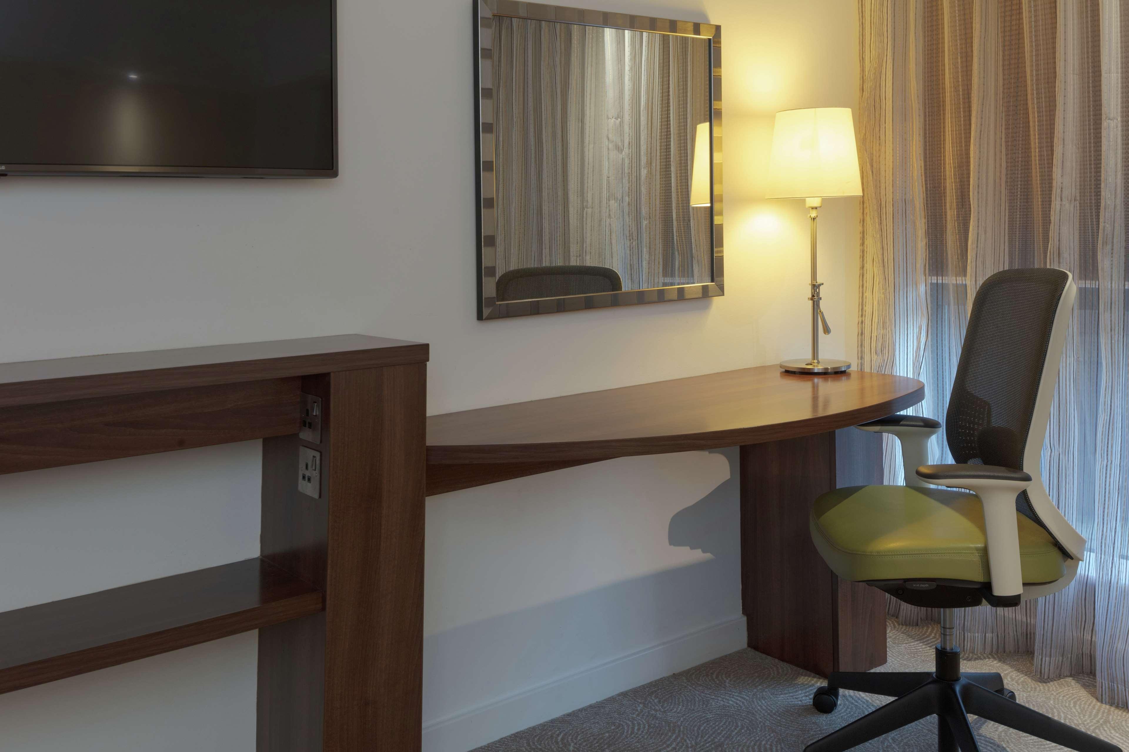 Hampton By Hilton Corby Hotel Buitenkant foto