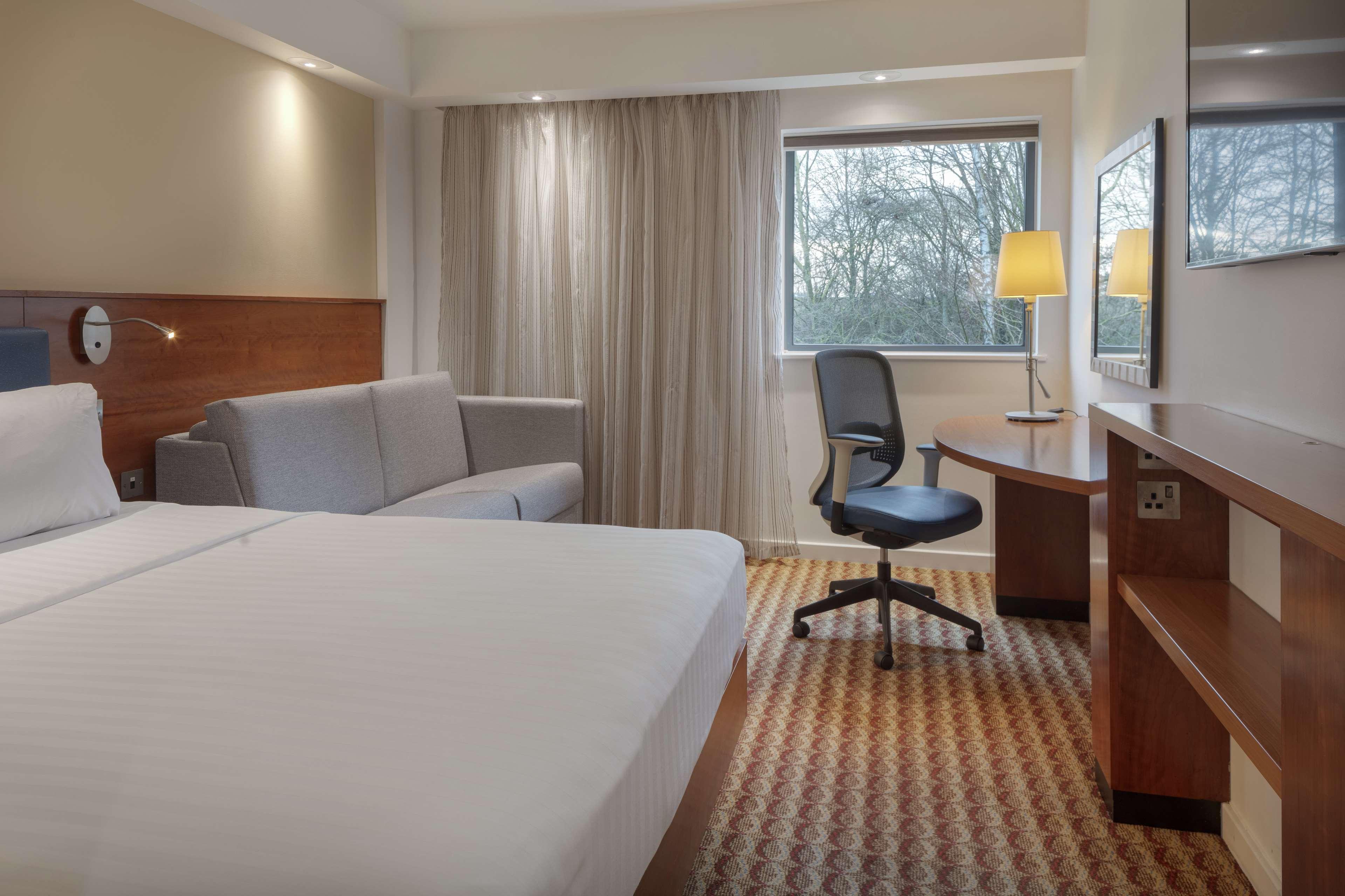 Hampton By Hilton Corby Hotel Buitenkant foto