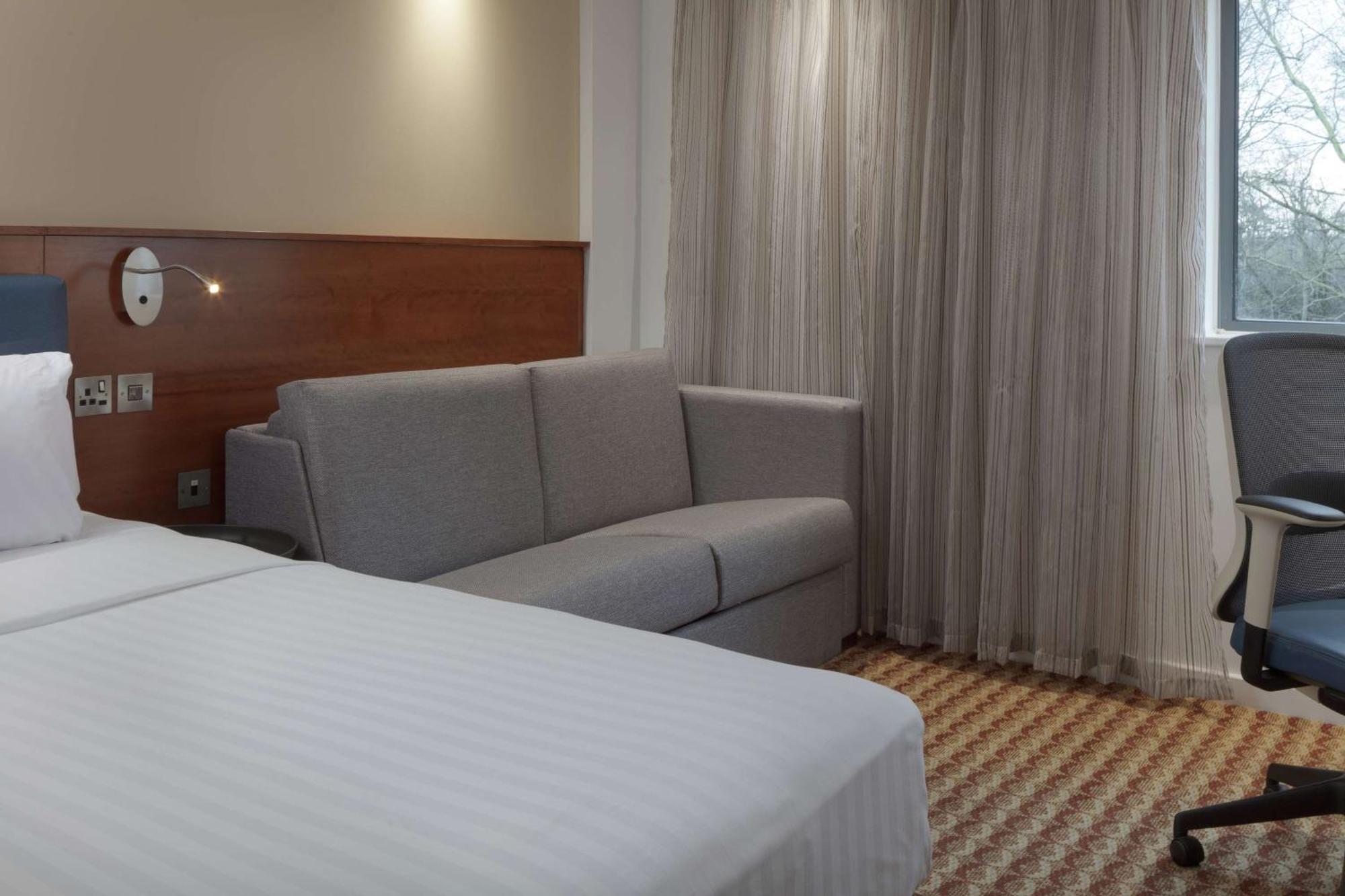 Hampton By Hilton Corby Hotel Buitenkant foto