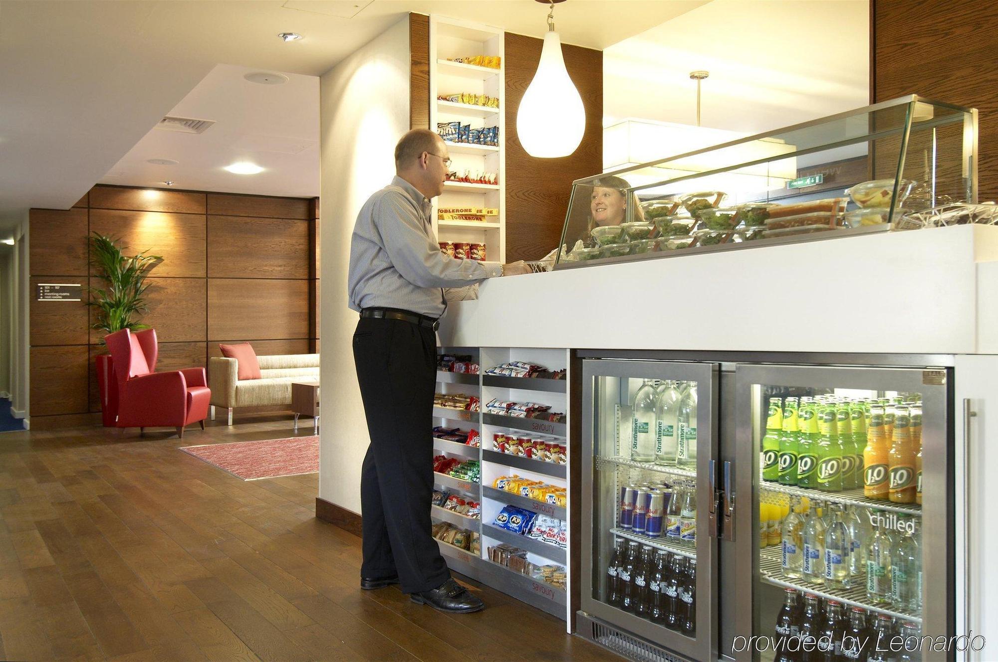 Hampton By Hilton Corby Hotel Buitenkant foto