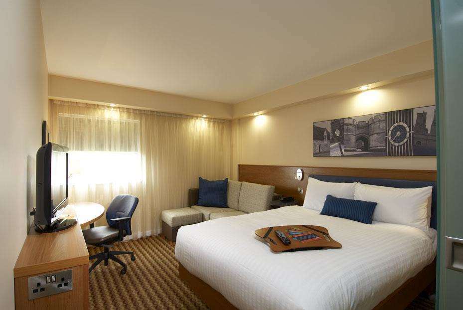 Hampton By Hilton Corby Hotel Kamer foto