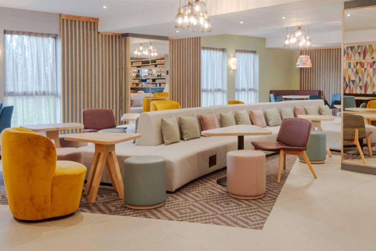 Hampton By Hilton Corby Hotel Buitenkant foto